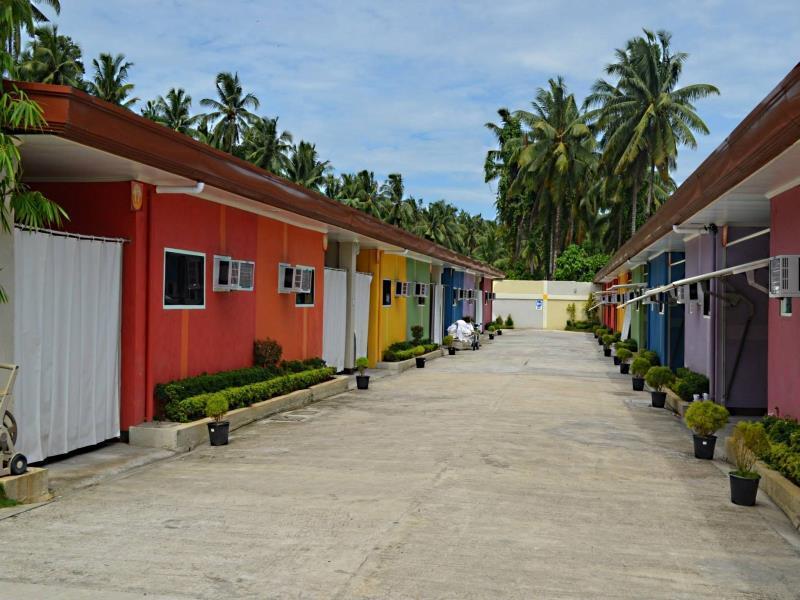 Rainbow Romanz Garden Inn Tagum Zewnętrze zdjęcie